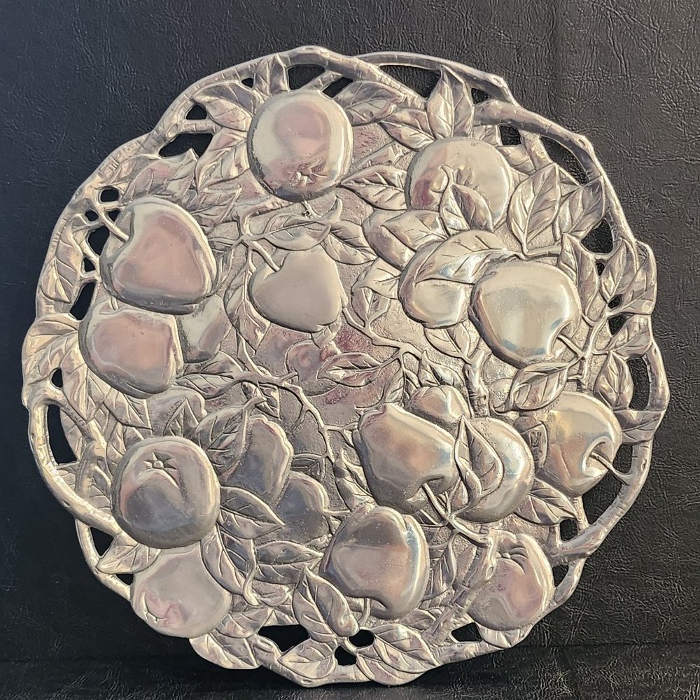 Arthur Court Apples Round Tray/Serving Platter 12" Circa 1991